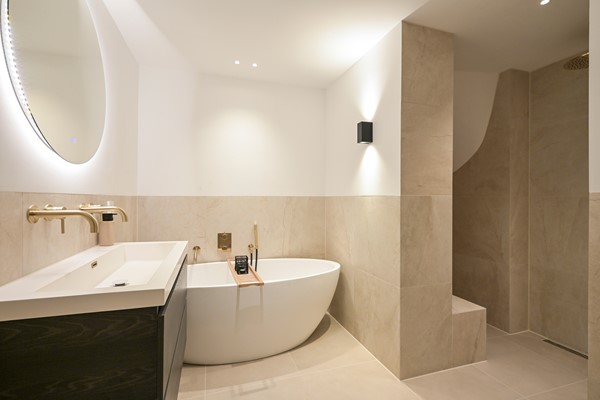 Medium property photo - Laan van Meerdervoort 37A, 2517 AD The Hague